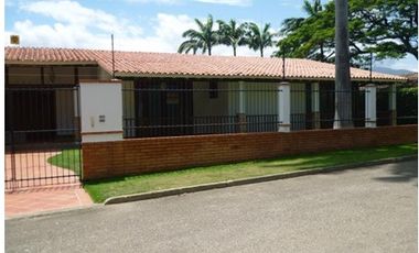 casa en venta en villa del rosario. Cod V3344