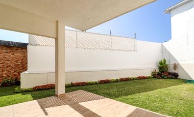 Casa en Condominio en Delicias Cuernavaca - CAEN-1010-Fr*