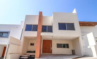 Casa en Condominio en Delicias Cuernavaca - CAEN-1010-Fr*