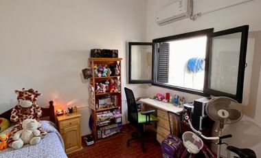 Casa de 3 AMBIENTES  en venta