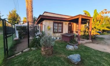 Vendo casa con acceso al LAGO RAPEL
