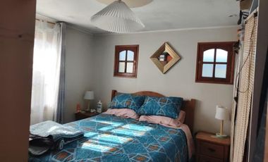 Vendo casa con acceso al LAGO RAPEL