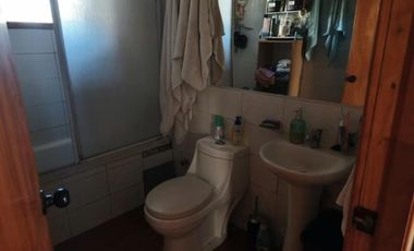 Vendo casa con acceso al LAGO RAPEL