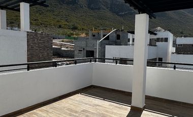 CASA  EN VENTA BALCONES SAN PATRICIO ESCOBEDO