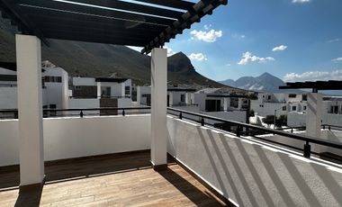 CASA  EN VENTA BALCONES SAN PATRICIO ESCOBEDO