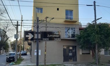 OPORTUNIDAD Complejo de 6 departamentos + terraza- VICENTE LOPEZ