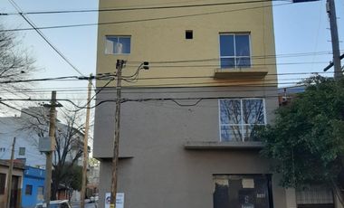OPORTUNIDAD Complejo de 6 departamentos + terraza- VICENTE LOPEZ