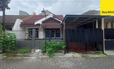 Disewakan Rumah Semi Furnish di Klampis Semolo Timur, Surabaya