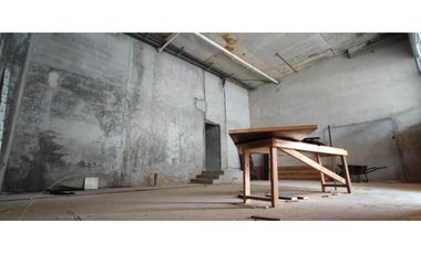 ALQUILER LOCAL COMERCIAL EN ZONA MUY CENTRICA