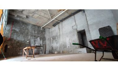 ALQUILER LOCAL COMERCIAL EN ZONA MUY CENTRICA