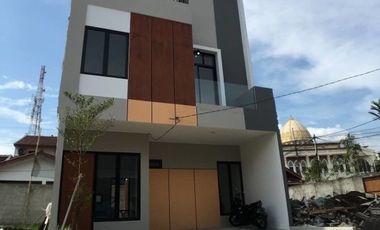 Jual Rumah Dua Lantai Kota Bogor Lokasi Strategis Dekat Tol Bonus Kitchen Set