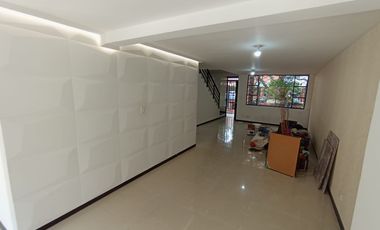 casa en arriendo en urbanización san joaquín. Cod A9191176