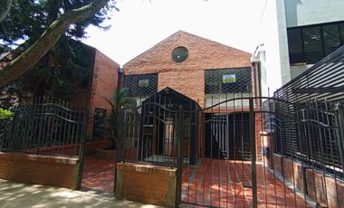 casa en arriendo en urbanización san joaquín. Cod A9191176