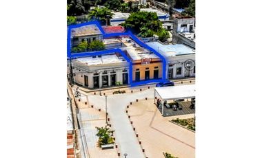 Venta, Casa con local, Plaza de Ciénaga.