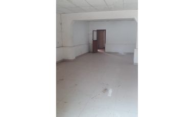 Venta, Casa con local, Plaza de Ciénaga.