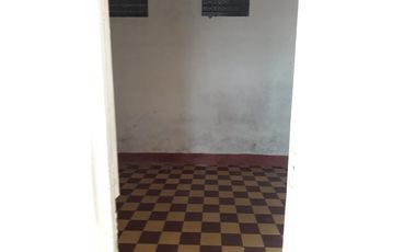 Venta, Casa con local, Plaza de Ciénaga.