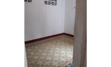 Venta, Casa con local, Plaza de Ciénaga.