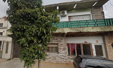 Lote de 15,84 x 40,30, ideal constructor o dos/ tres familias. VillaLuzuriaga. NUEVO VALOR
