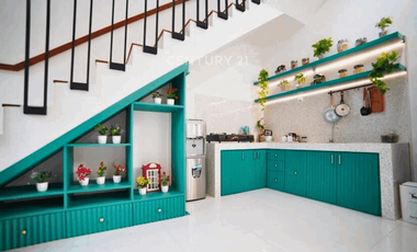 Dijual Rumah Furnished Model Villa Dekat Sleman City Hall