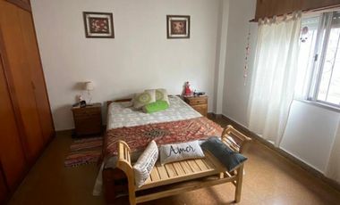 VENTA CASA AMPLIA CON IMPORTANTE LOTE