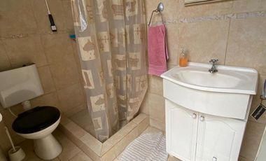 VENTA CASA AMPLIA CON IMPORTANTE LOTE