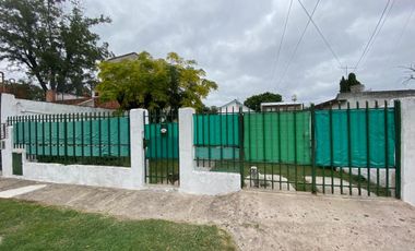 VENTA CASA AMPLIA CON IMPORTANTE LOTE