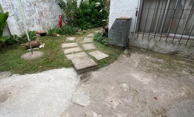 VENTA CASA AMPLIA CON IMPORTANTE LOTE