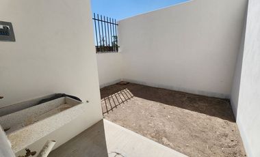 Casa en venta al Norte de Ags, Residencial Zarzales, Jesús María