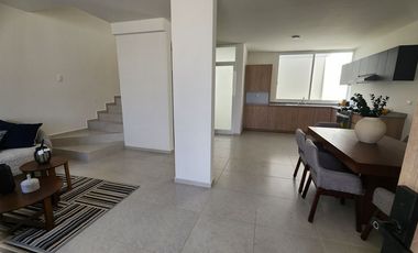 Casa en venta al Norte de Ags, Residencial Zarzales, Jesús María