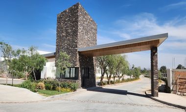 Casa en venta al Norte de Ags, Residencial Zarzales, Jesús María