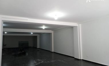 local en arriendo en san joaquín. Cod A11359