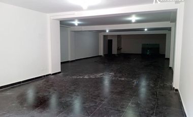 local en arriendo en san joaquín. Cod A11359