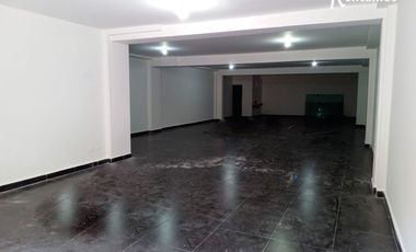 local en arriendo en san joaquín. Cod A11359