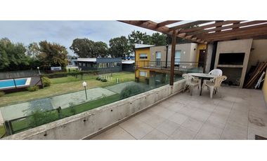 Venta Departamento 3 AMB, con Pileta.- Pasaje Las Palmas