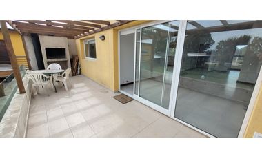 Venta Departamento 3 AMB, con Pileta.- Pasaje Las Palmas