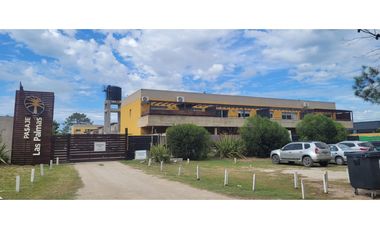 Venta Departamento 3 AMB, con Pileta.- Pasaje Las Palmas