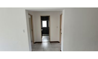 Venta Departamento 3 AMB, con Pileta.- Pasaje Las Palmas