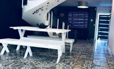 Se vende casa en Colonia Moderna