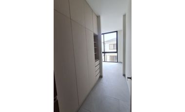 VENDO CASA POR ESTRENAR EN ISLA CELESTE