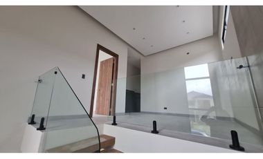 VENDO CASA POR ESTRENAR EN ISLA CELESTE