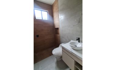 VENDO CASA POR ESTRENAR EN ISLA CELESTE