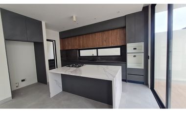 VENDO CASA POR ESTRENAR EN ISLA CELESTE