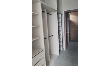 VENDO CASA POR ESTRENAR EN ISLA CELESTE