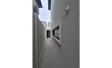 VENDO CASA POR ESTRENAR EN ISLA CELESTE