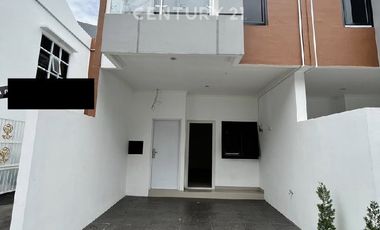 DISEWAKAN Rumah BRAND NEW 2 Lantai LT 42 Lokasi Fantastis Cempaka Putih Tengah Jarang ada