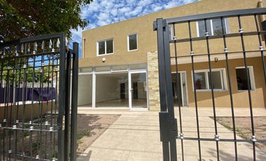 Bloque comercial | Call | Centro de Salud o Estética | Academia | Gym | Café