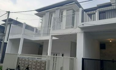 Rumah 2 Lantai Murah di Kota Mojokerto, Dekat Stasiun Mau?