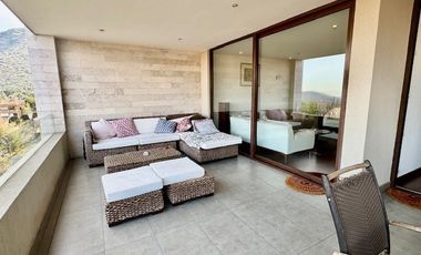 Amplio departamento en venta de 5 dorm. en Vitacura,