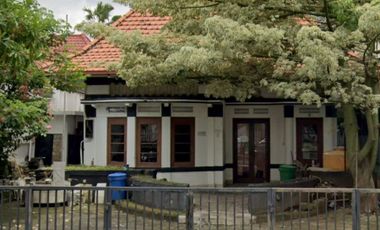 Di Sewakan Rumah Belanda Jalan Imam Bonjol Di Pusat Kota Surabaya