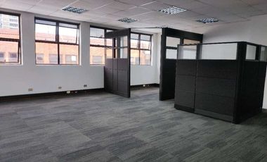 OFICINA EN ARRIENDO, EDIFICIO COMERCIAL SANTA BRBARA, BOGOT